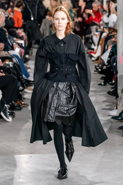 Look 40